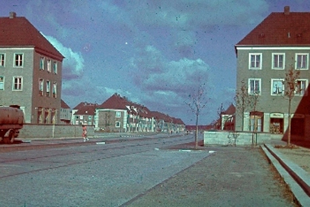 Stadt des KdF-Wagens in Farbe 1942